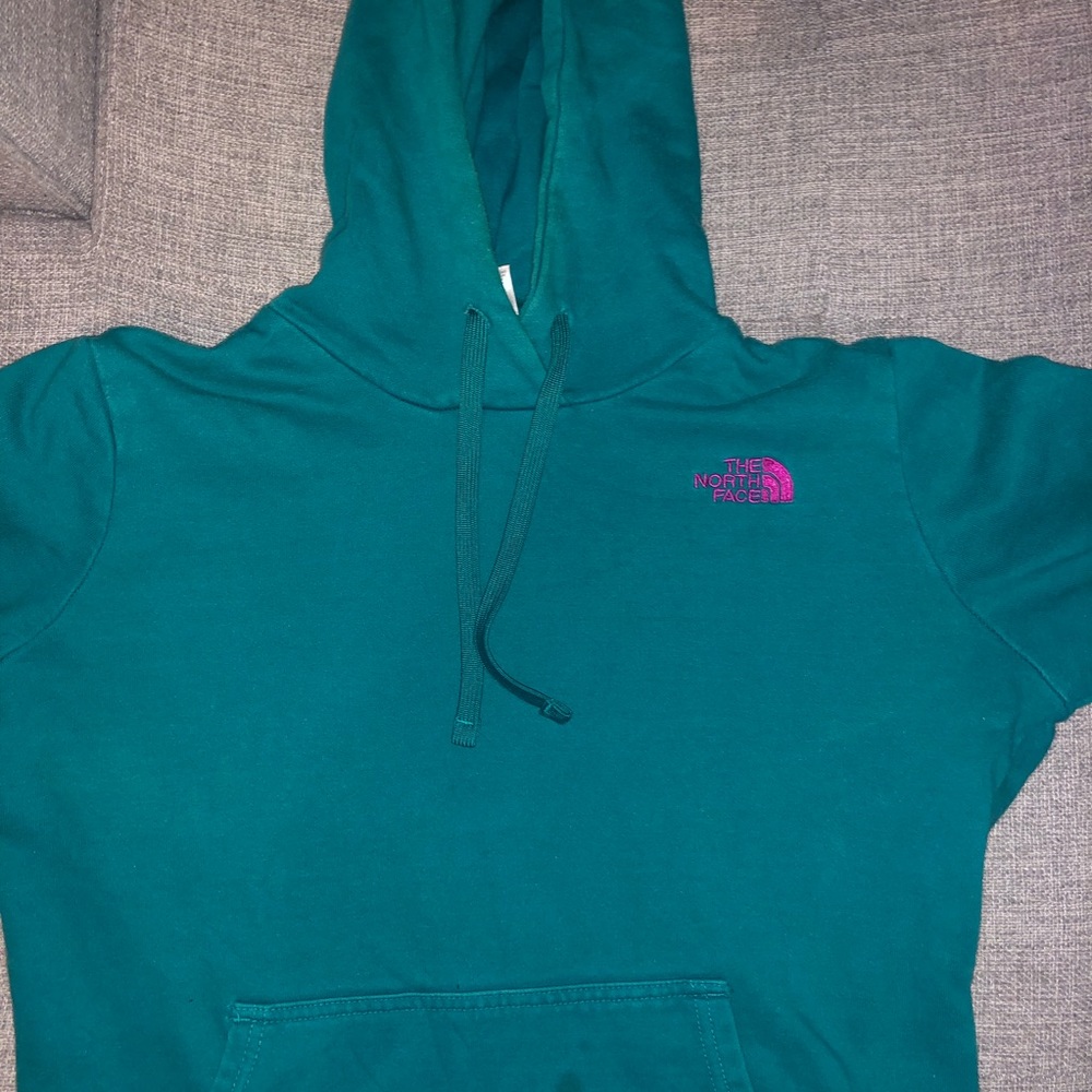 north face sweatshirt
